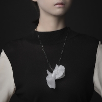 http://www.k-artjewelry.com/files/gimgs/th-135_cwh05.jpg
